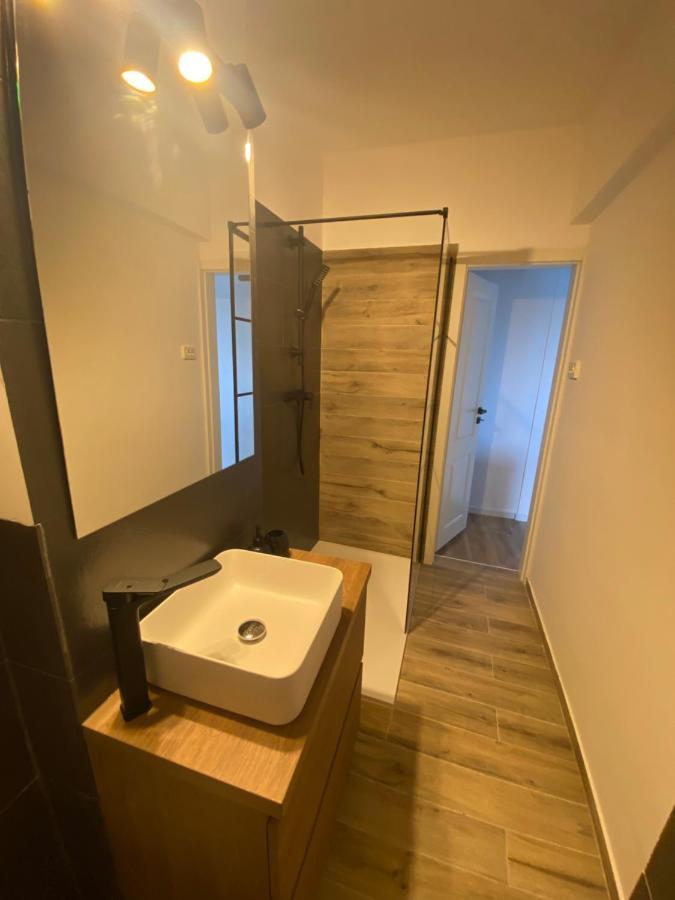 Appartamento Doinei Cozy Flat Timisoara Esterno foto